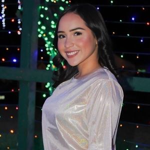 Meet your Posher, Lucia